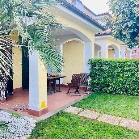 Villa Claudia A 400M Dal Mare Porto Recanati Extérieur photo